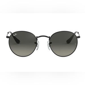 Ray Ban Polarized Round Metal Sunglasses. Black. Excellent condition!